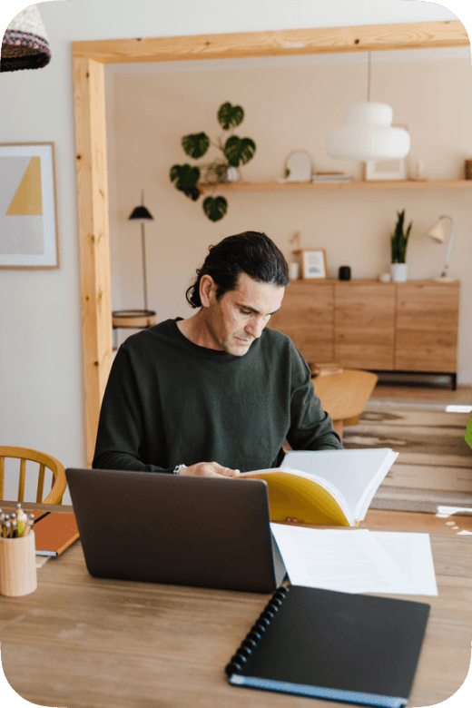 Ivinco employee reading a book